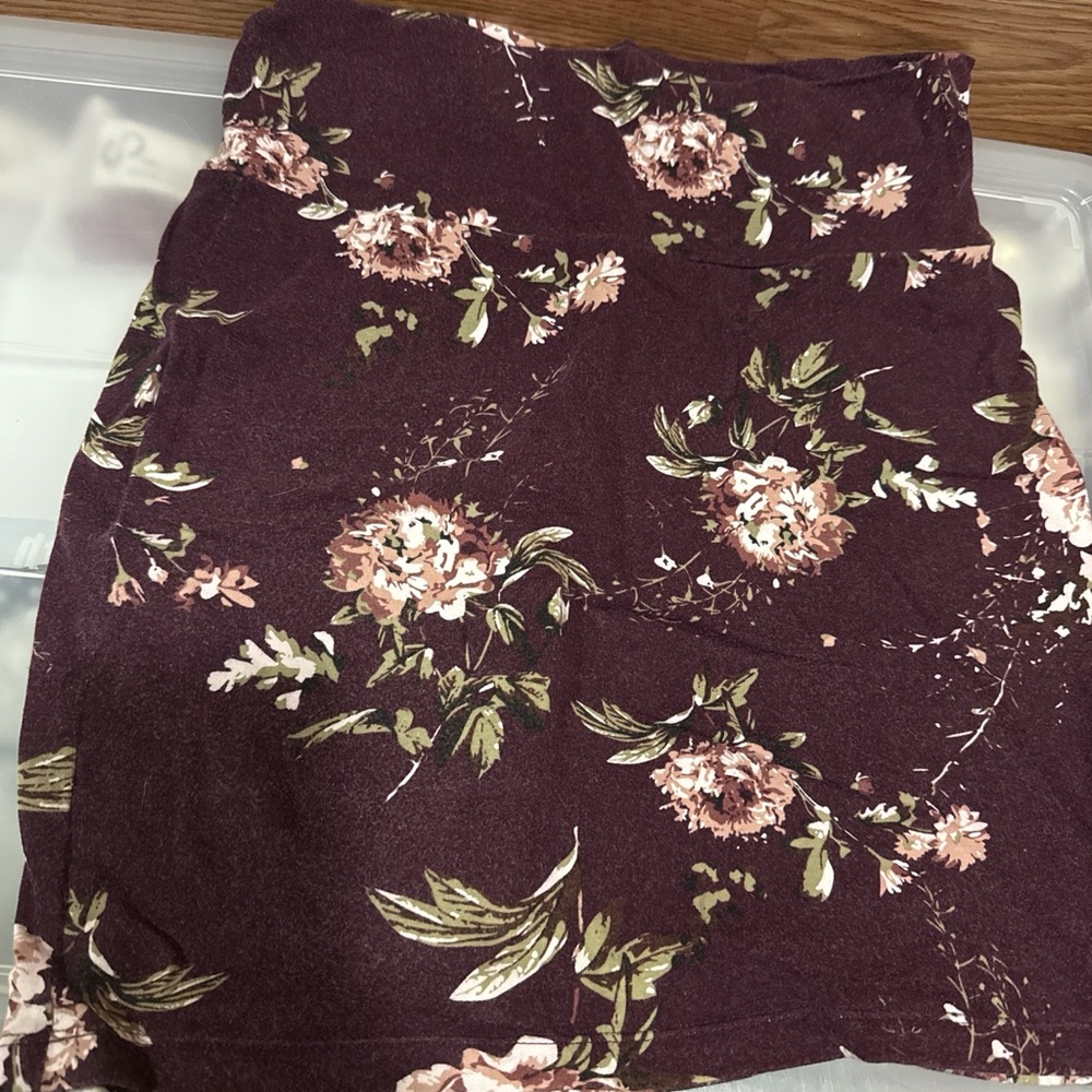 Charlotte Russe Floral Bodycon skirt